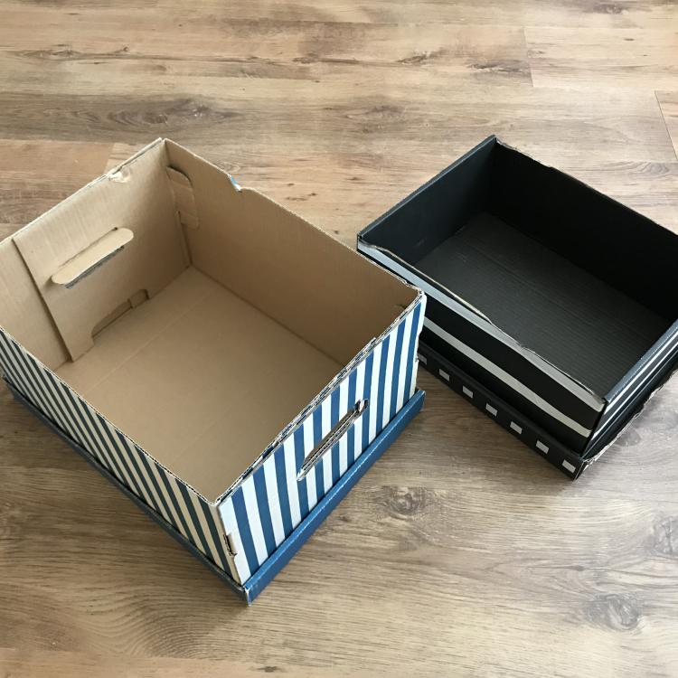 Carton, taille à choix 